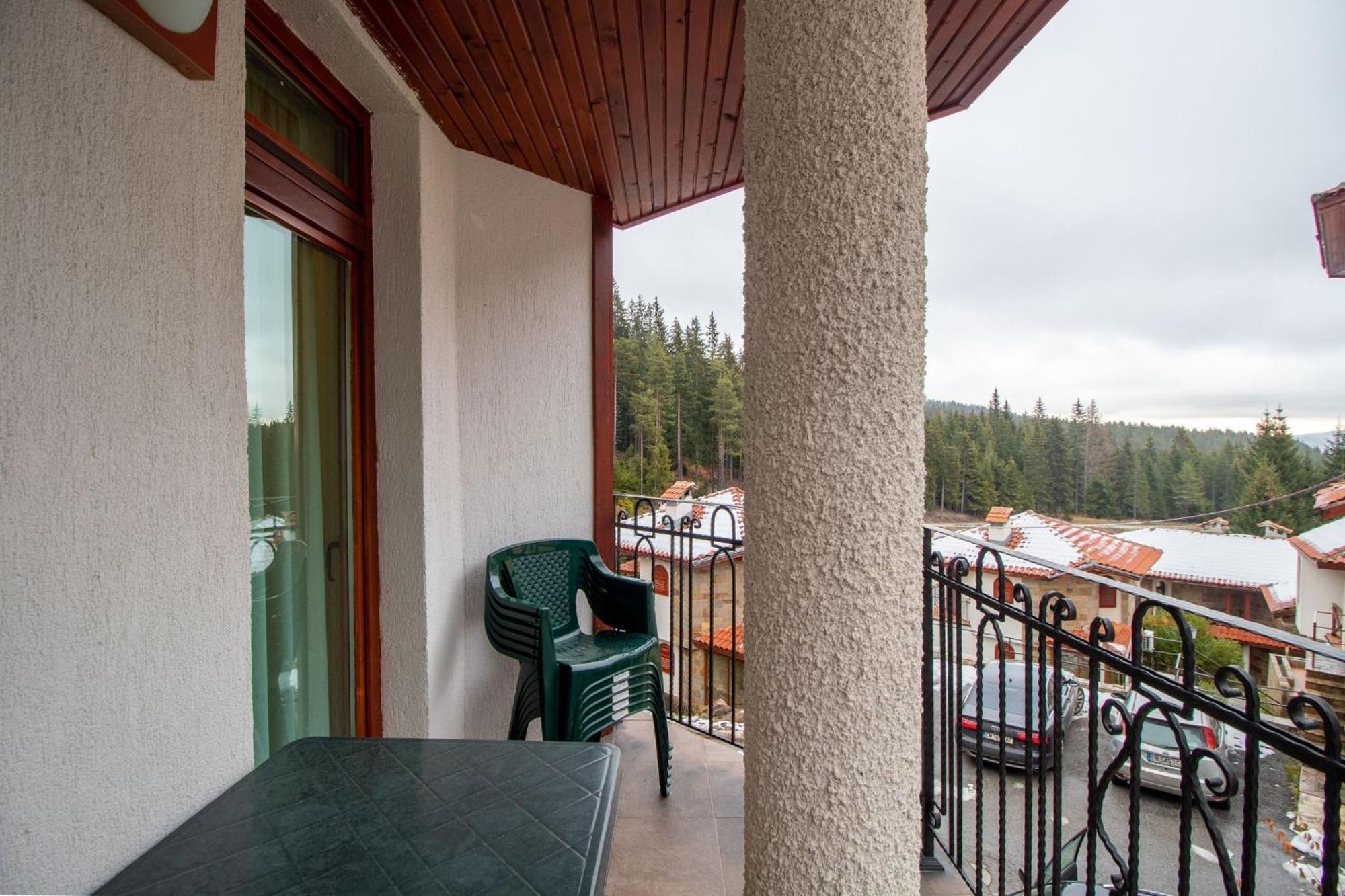 Ski Chalets At Pamporovo - An Affordable Village Holiday For Families Or Groups Экстерьер фото