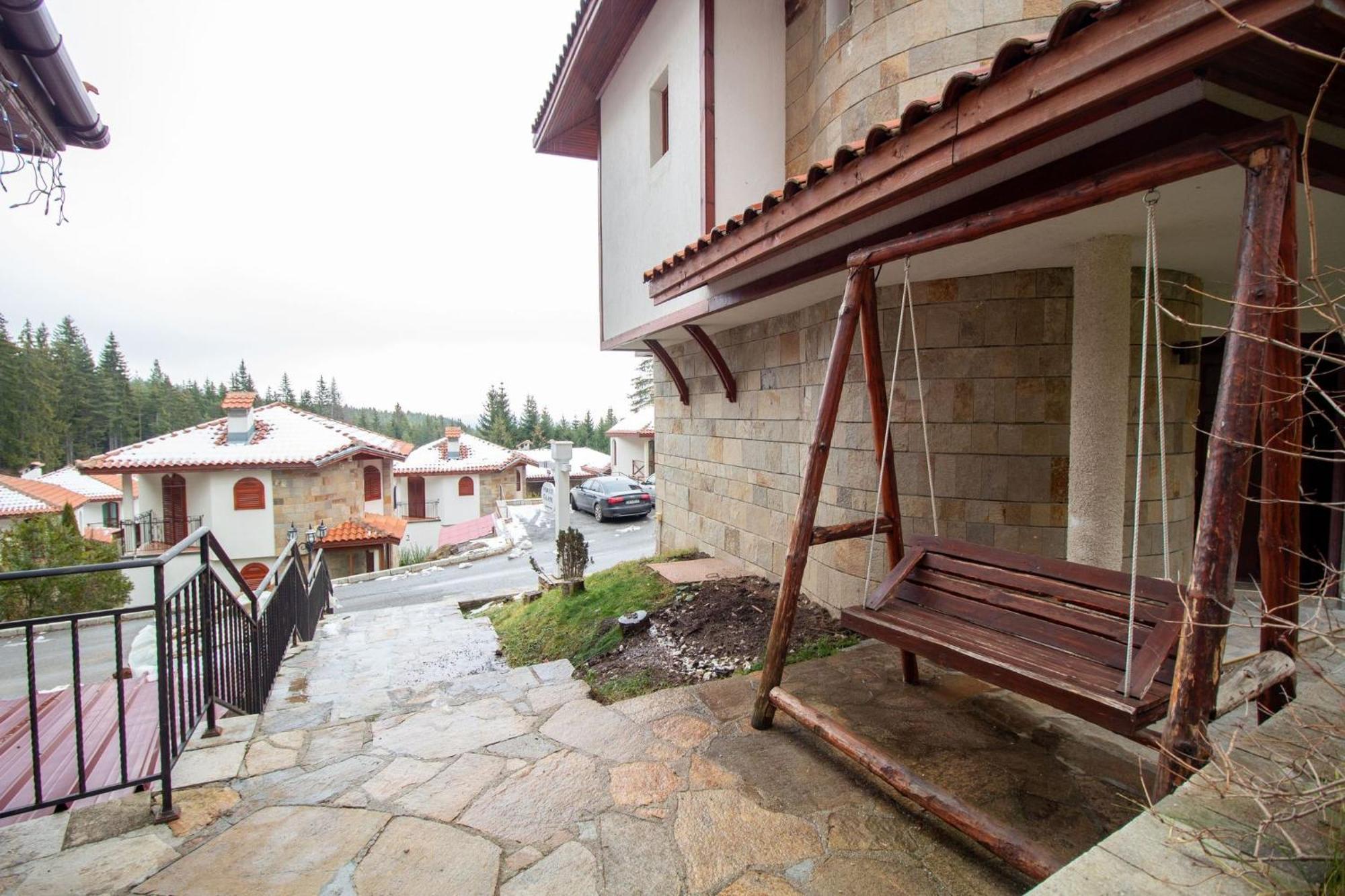 Ski Chalets At Pamporovo - An Affordable Village Holiday For Families Or Groups Экстерьер фото