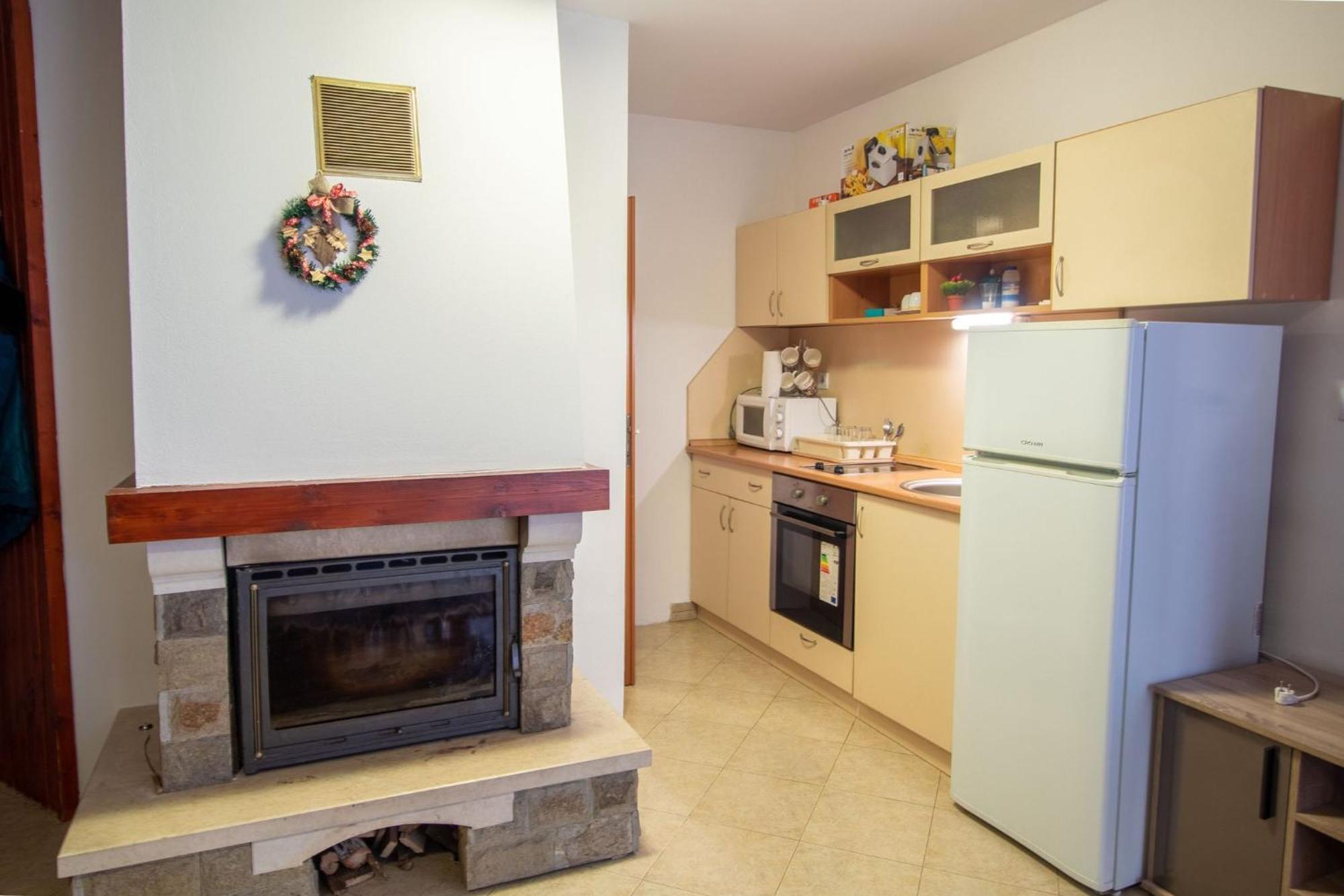 Ski Chalets At Pamporovo - An Affordable Village Holiday For Families Or Groups Экстерьер фото